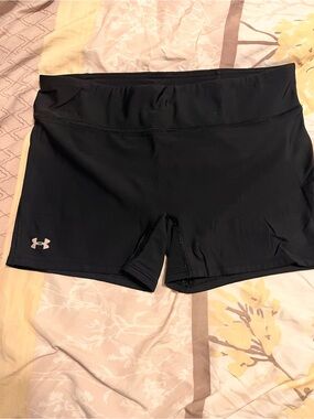Under Armour Women's Lg Black Athletic Bike Shorts